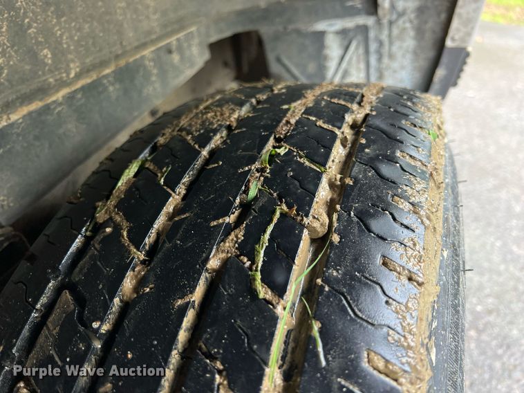 image for item LG9074 1993 Chevrolet Suburban K1500 SUV