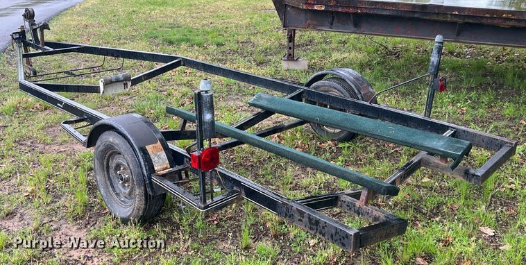 image for item LG9076 Boat trailer