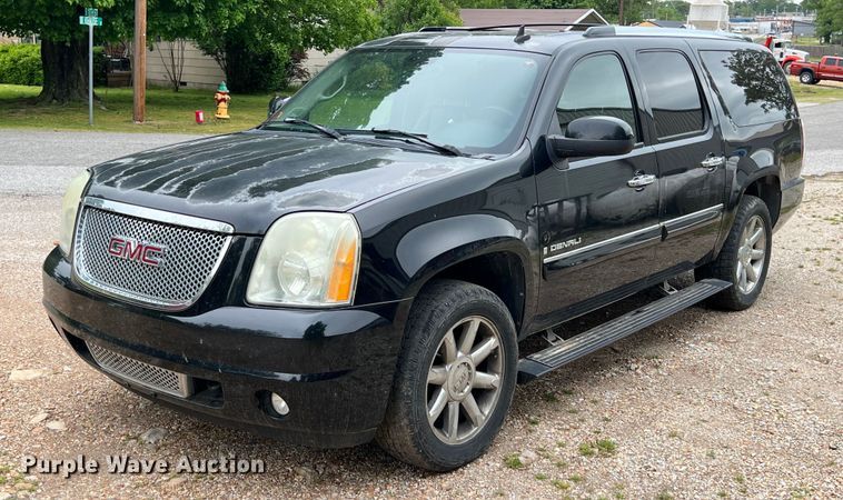 image for item LG9106 2007 GMC Yukon Denali  SUV