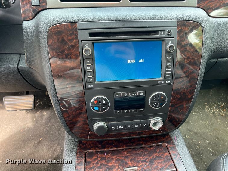 image for item LG9106 2007 GMC Yukon Denali  SUV