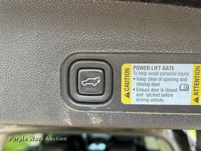 image for item LG9106 2007 GMC Yukon Denali  SUV