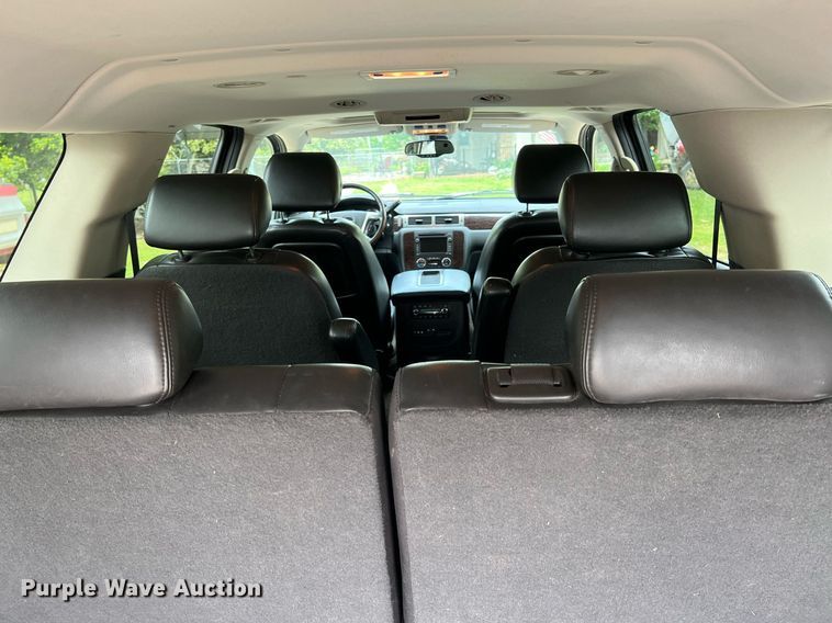 image for item LG9106 2007 GMC Yukon Denali  SUV