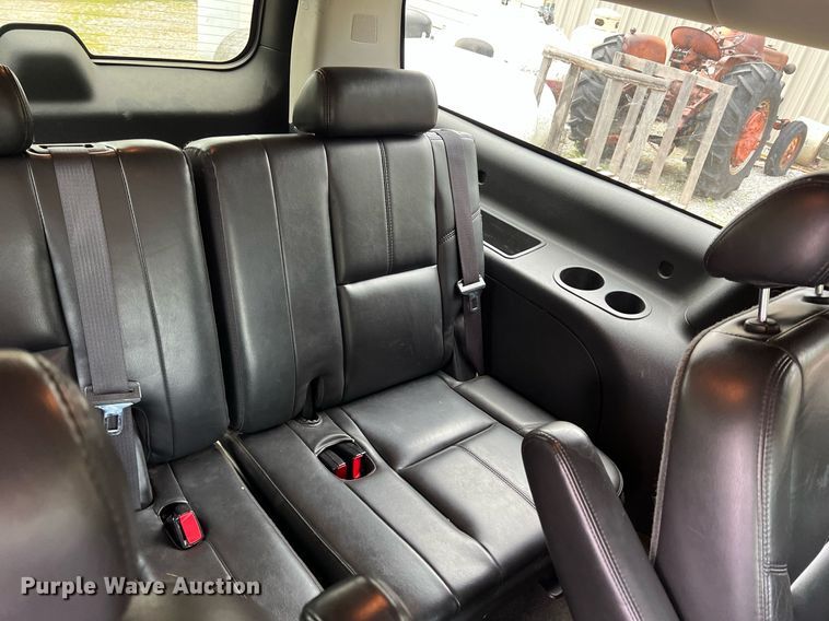 image for item LG9106 2007 GMC Yukon Denali  SUV