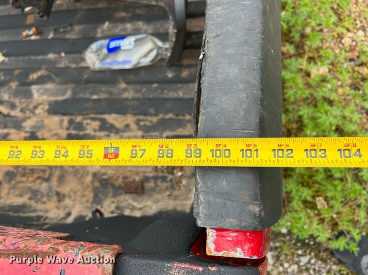 image for item LG9107 2011 Chevrolet Silverado 3500HD  pickup bed