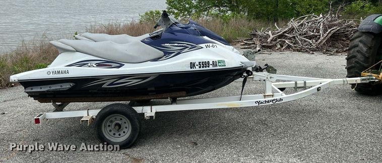 image for item LG9109 (2) 2011 WaveRunner personal watercrafts