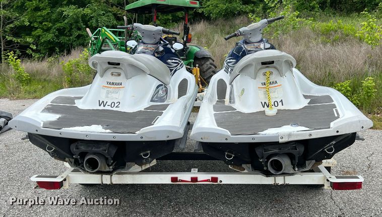 image for item LG9109 (2) 2011 WaveRunner personal watercrafts