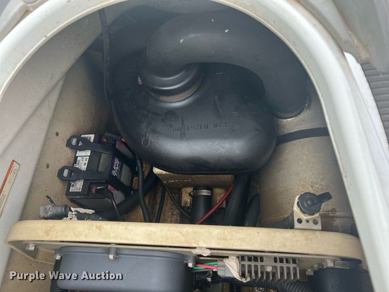 image for item LG9109 (2) 2011 WaveRunner personal watercrafts