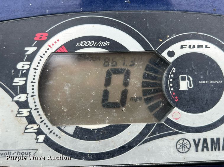 image for item LG9109 (2) 2011 WaveRunner personal watercrafts