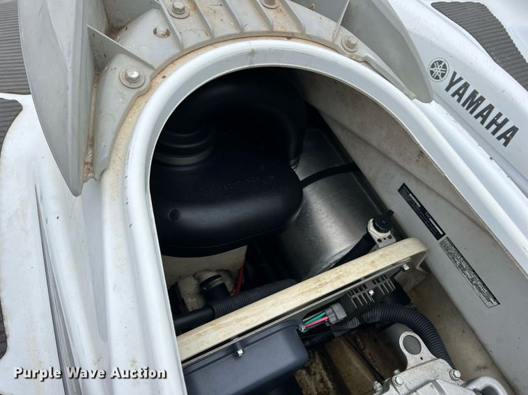 image for item LG9109 (2) 2011 WaveRunner personal watercrafts