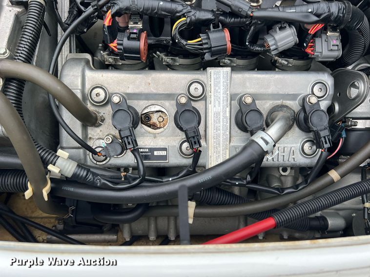 image for item LG9109 (2) 2011 WaveRunner personal watercrafts