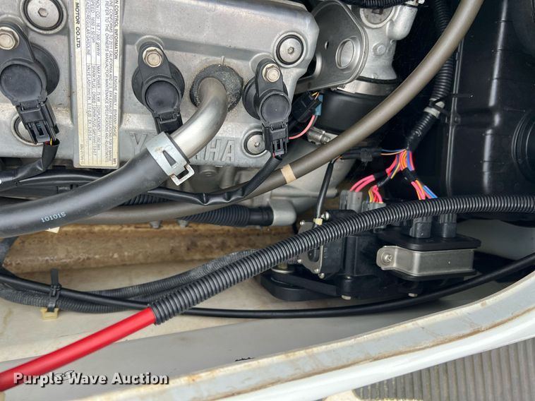 image for item LG9109 (2) 2011 WaveRunner personal watercrafts