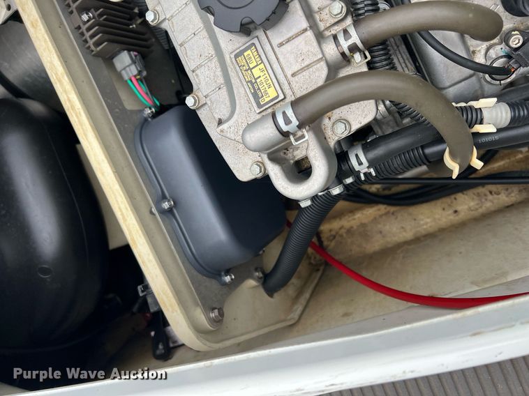 image for item LG9109 (2) 2011 WaveRunner personal watercrafts