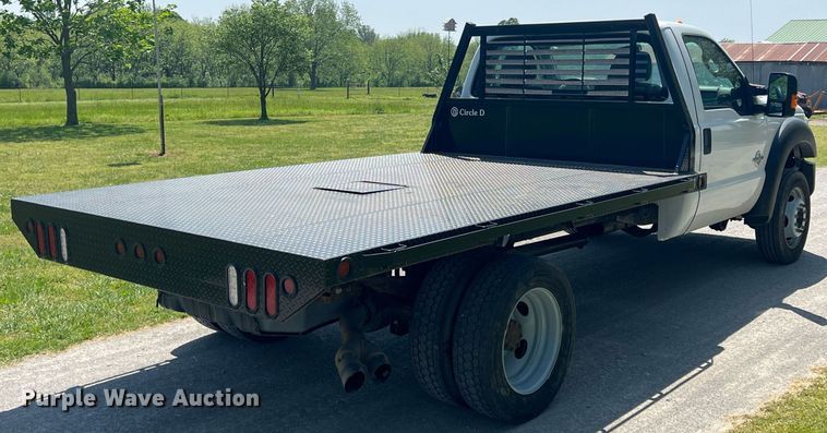 image for item LG9117 2011 Ford F550 Super Duty  flatbed truck