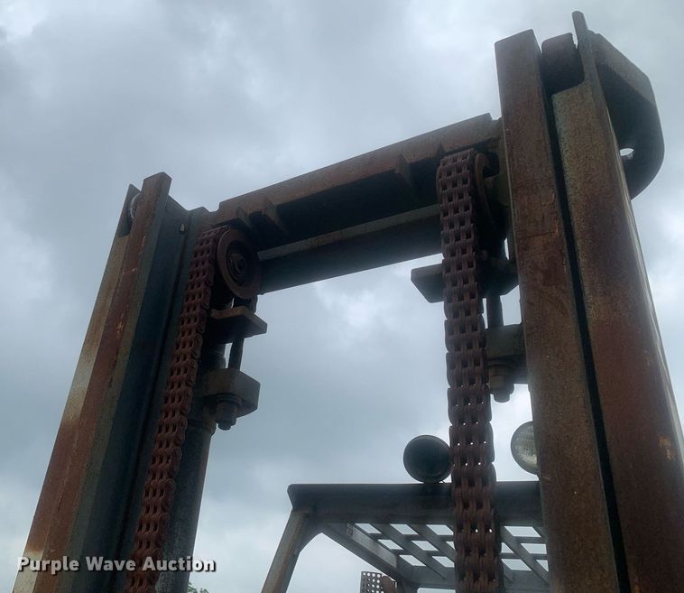 image for item LH9607 Hyster H155XL  forklift