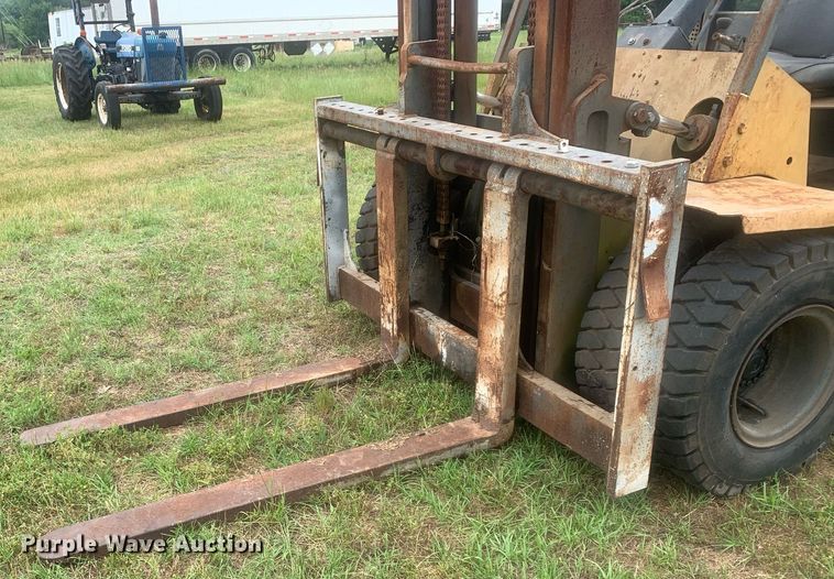 image for item LH9607 Hyster H155XL  forklift