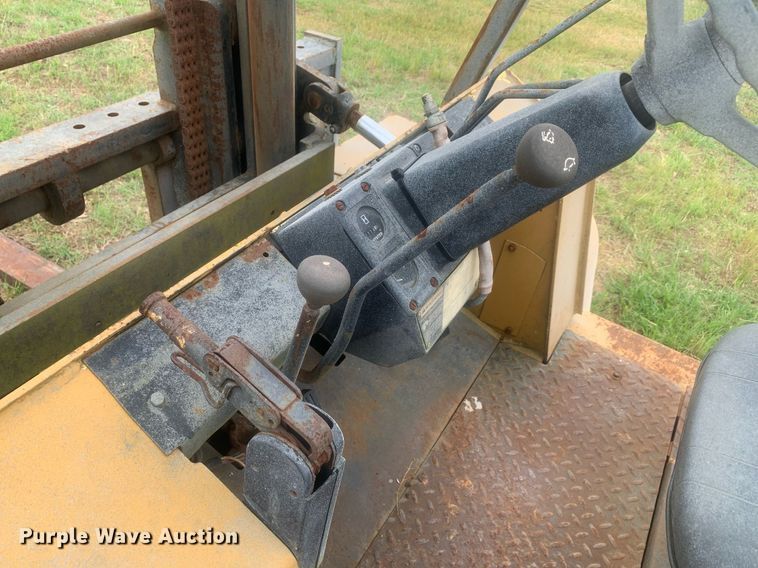 image for item LH9607 Hyster H155XL  forklift