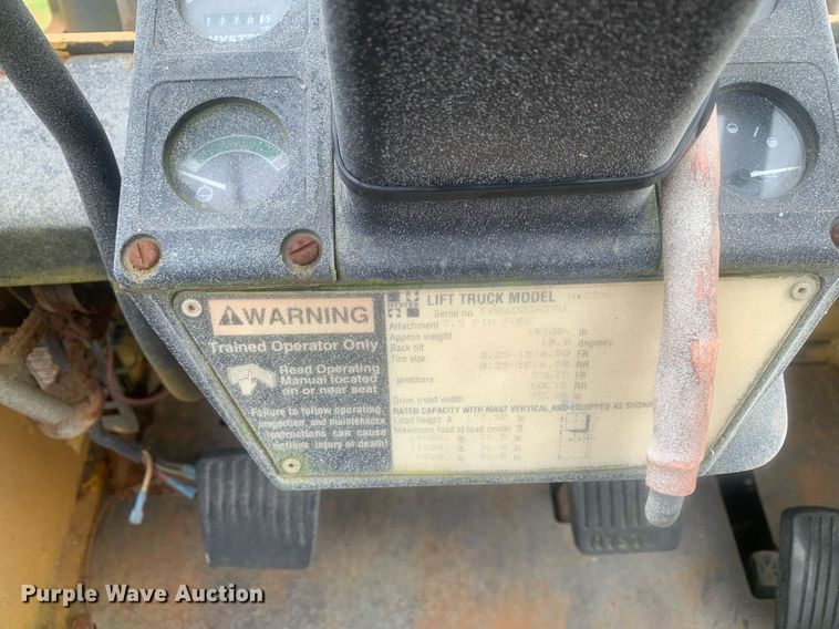 image for item LH9607 Hyster H155XL  forklift