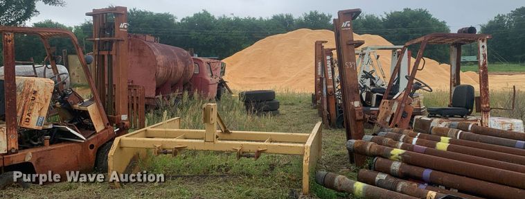 image for item LH9611 (5) forklifts