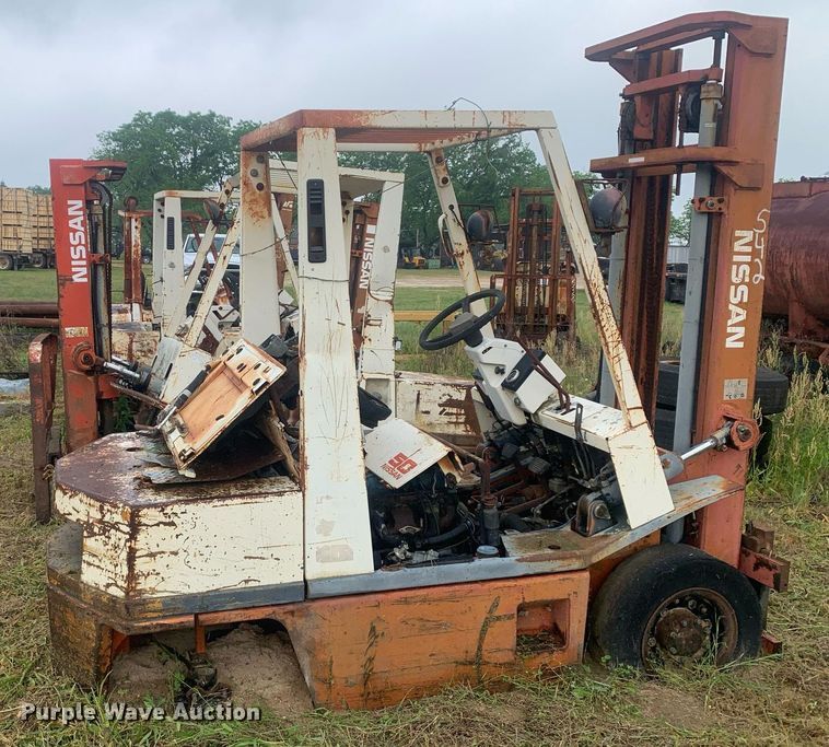 image for item LH9611 (5) forklifts