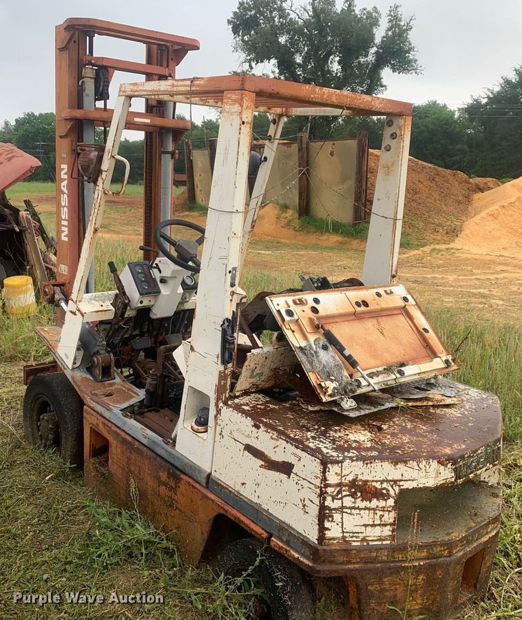 image for item LH9611 (5) forklifts