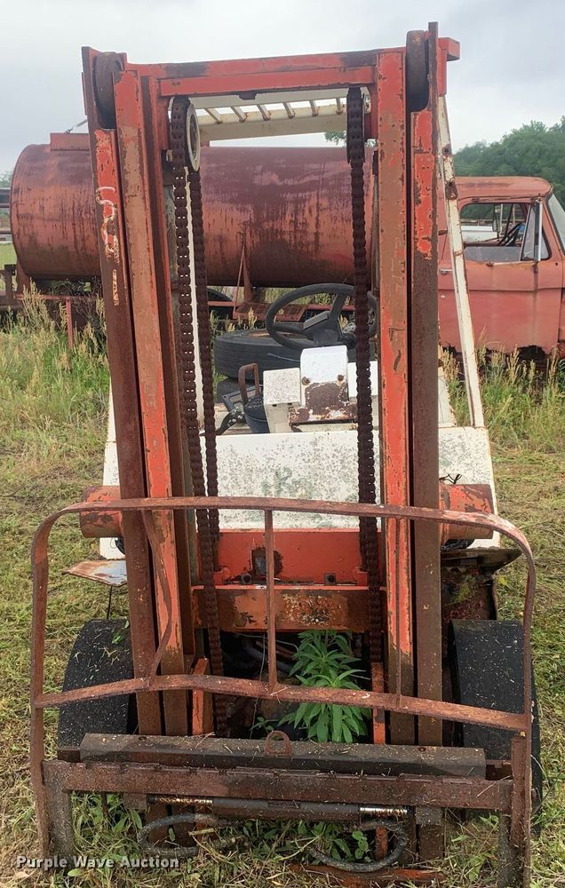 image for item LH9611 (5) forklifts