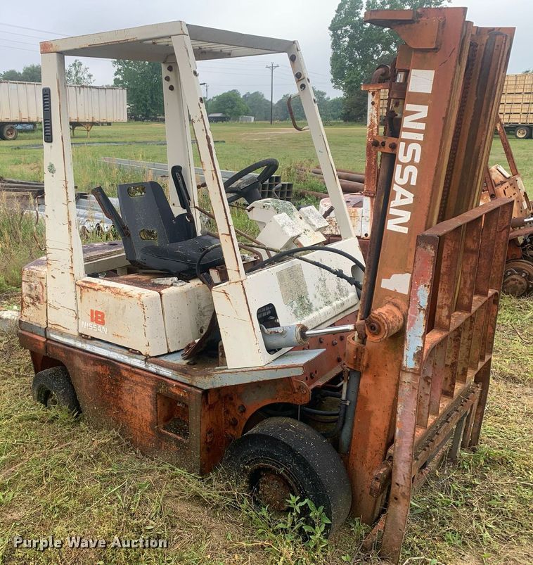 image for item LH9611 (5) forklifts