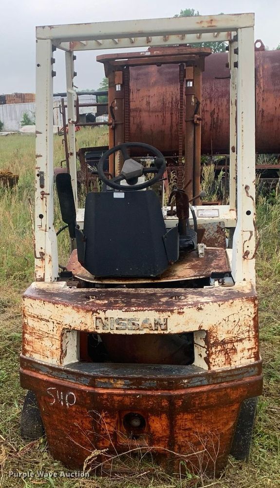 image for item LH9611 (5) forklifts