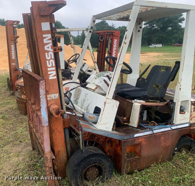 image for item LH9611 (5) forklifts