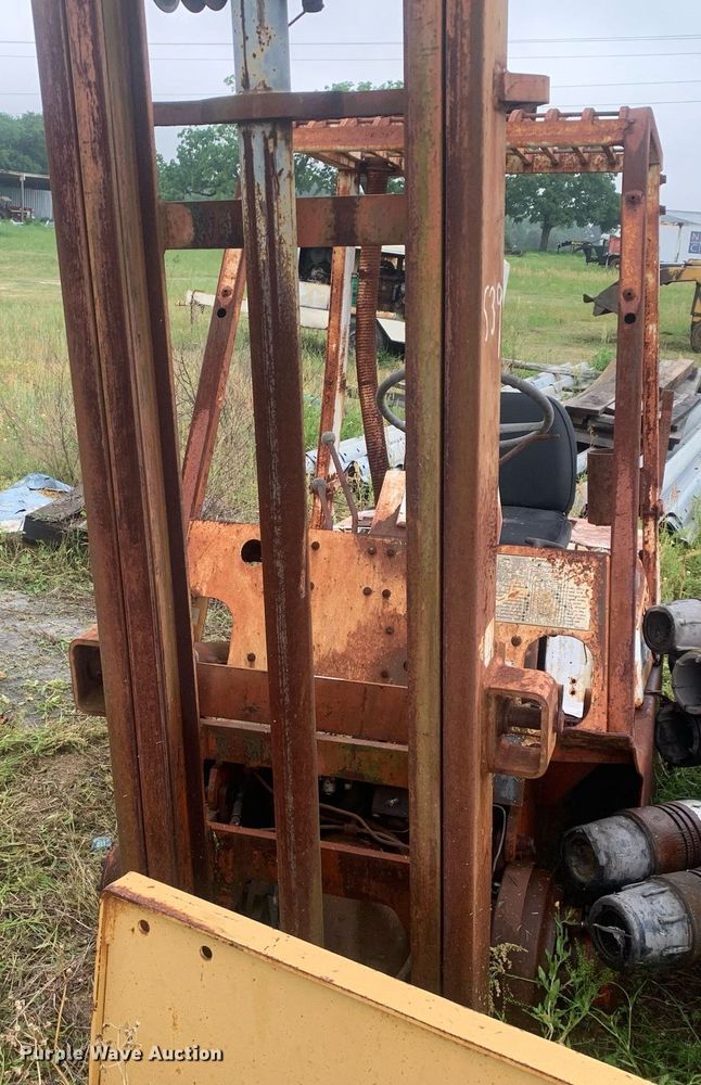 image for item LH9611 (5) forklifts