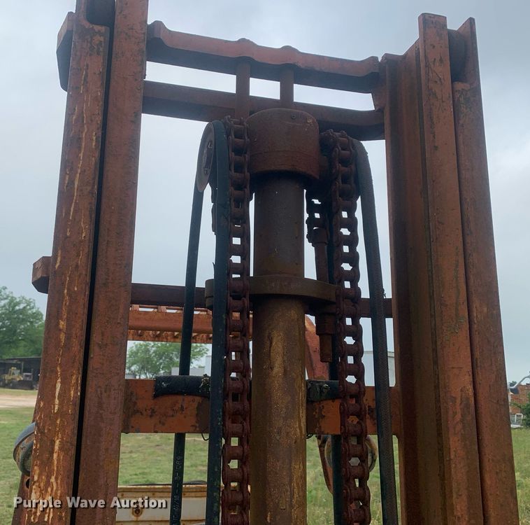 image for item LH9611 (5) forklifts