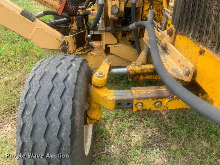 image for item LH9614 Ford New Holland  tractor