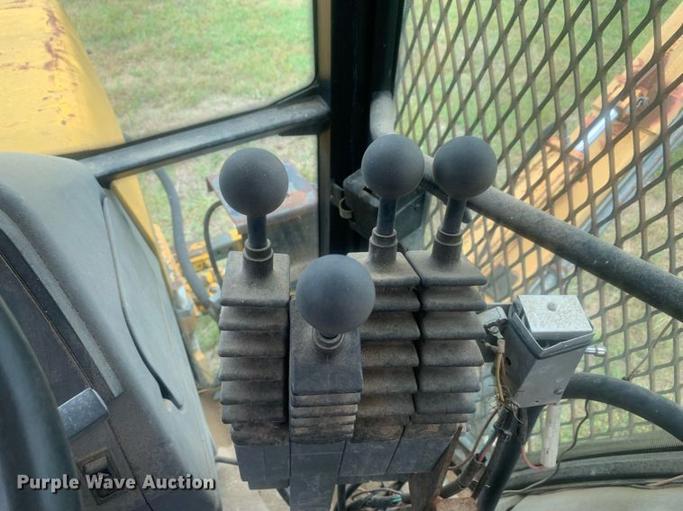 image for item LH9614 Ford New Holland  tractor