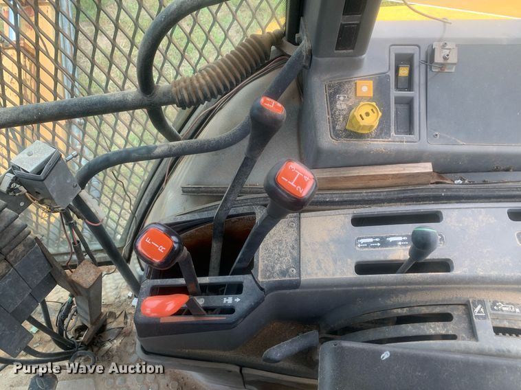 image for item LH9614 Ford New Holland  tractor