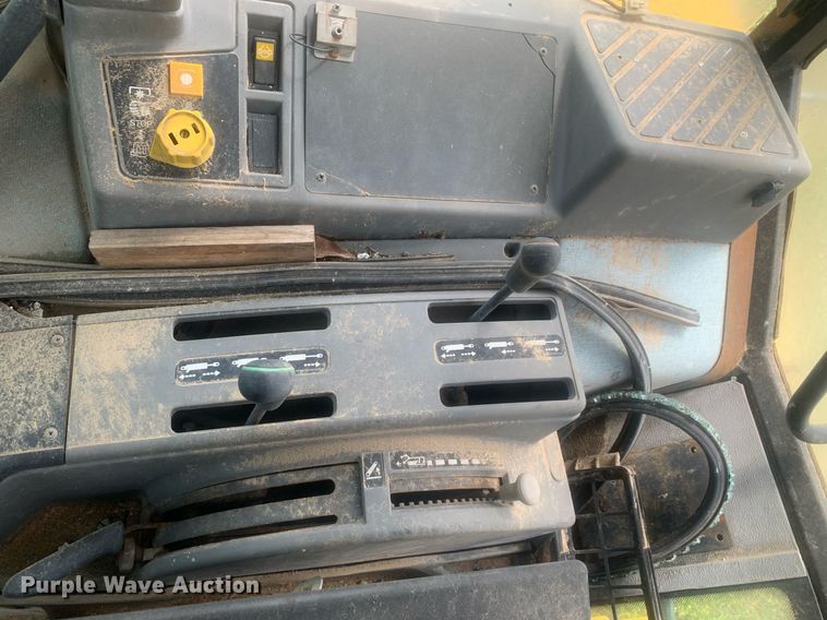 image for item LH9614 Ford New Holland  tractor