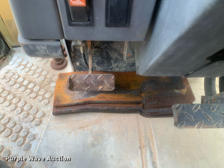 image for item LH9614 Ford New Holland  tractor