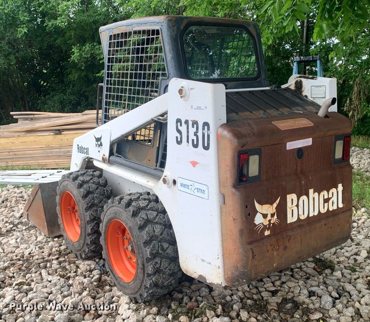 image for item LH9628 2003 Bobcat S130  skid steer loader