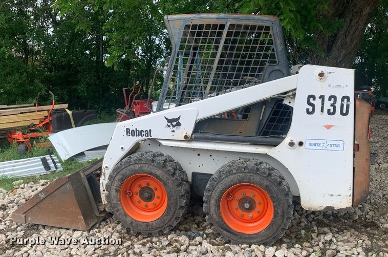 image for item LH9628 2003 Bobcat S130  skid steer loader