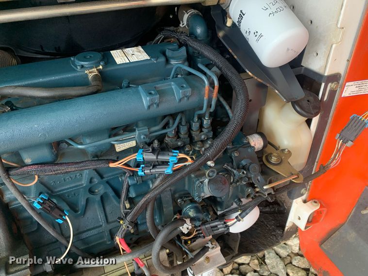 image for item LH9628 2003 Bobcat S130  skid steer loader