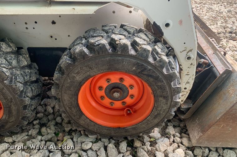 image for item LH9628 2003 Bobcat S130  skid steer loader
