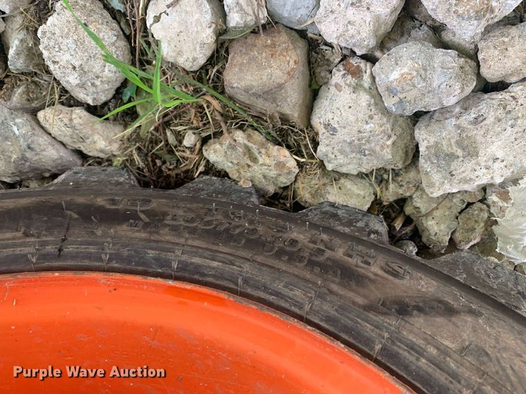 image for item LH9628 2003 Bobcat S130  skid steer loader