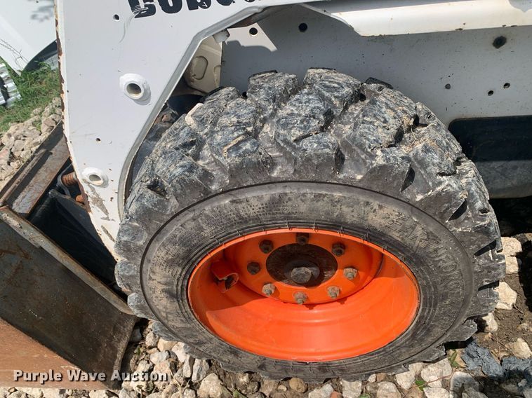 image for item LH9628 2003 Bobcat S130  skid steer loader