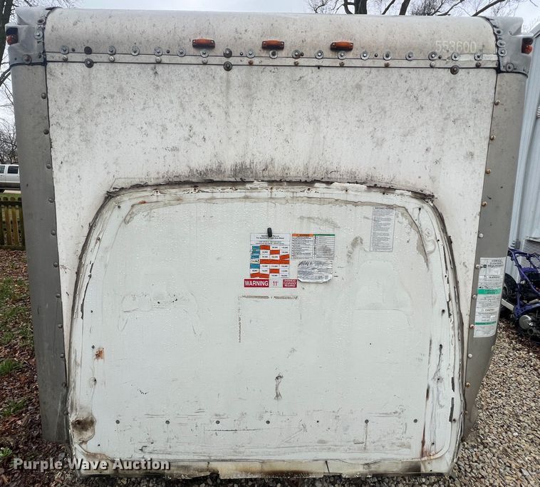 image for item LI9548 2005 Morgan PVFD79-16B05  box bed