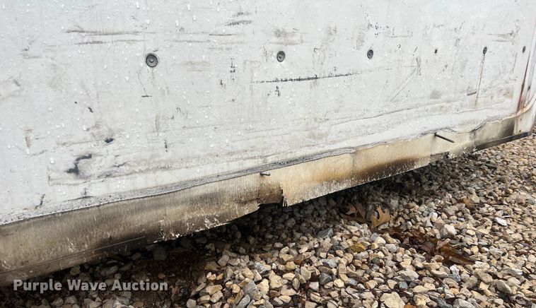 image for item LI9548 2005 Morgan PVFD79-16B05  box bed