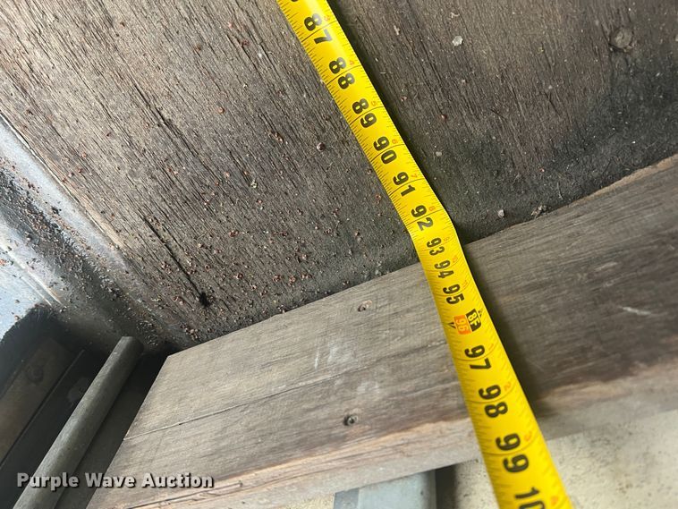 image for item LI9548 2005 Morgan PVFD79-16B05  box bed