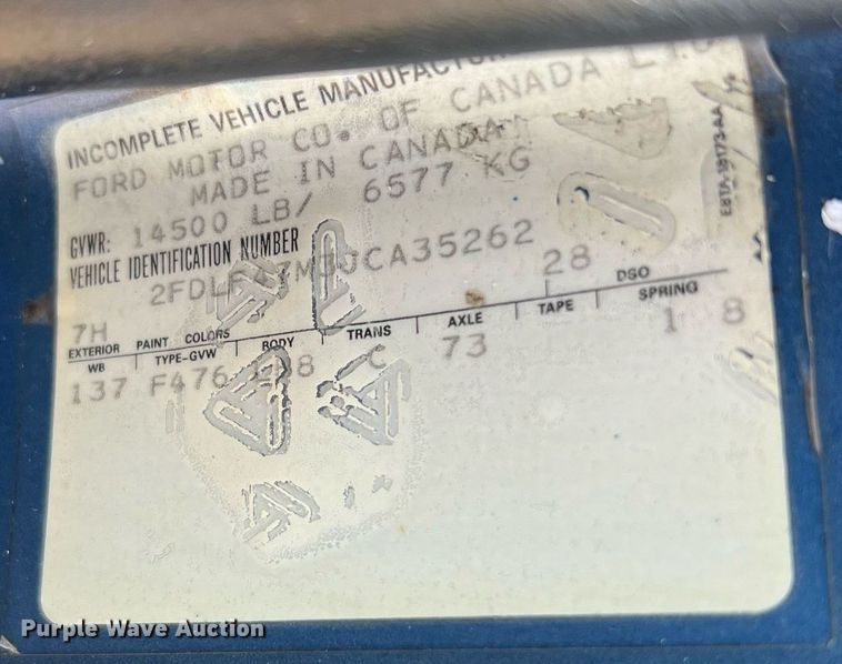 image for item LI9633 1988 Ford F450 XL  flatbed truck