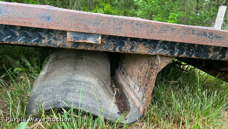 image for item LI9678 Flatbed