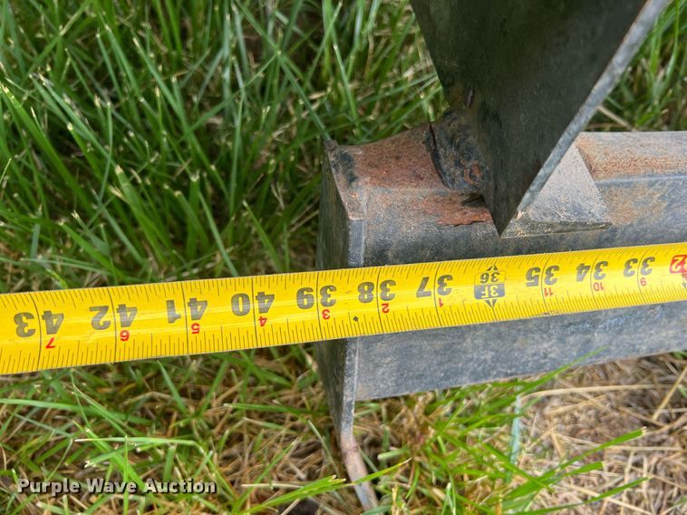 image for item LI9678 Flatbed