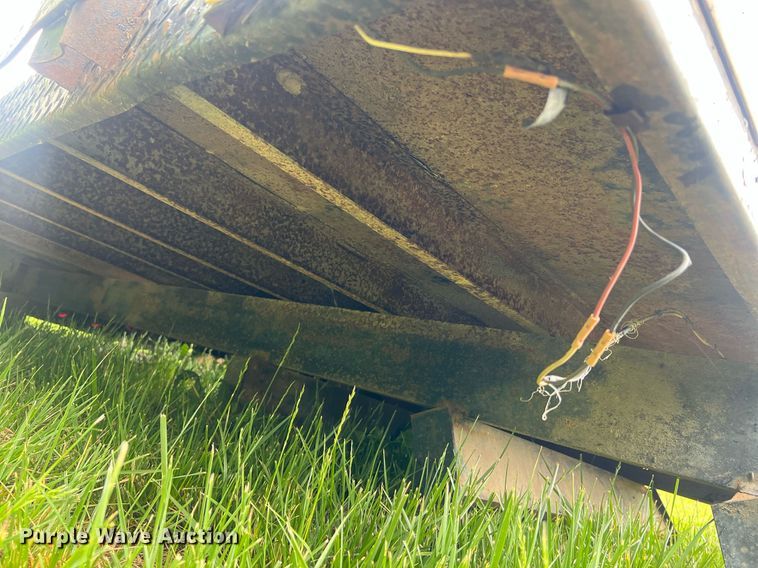 image for item LI9678 Flatbed