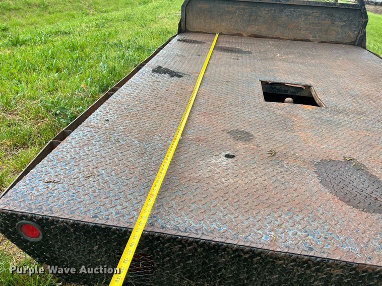 image for item LI9678 Flatbed