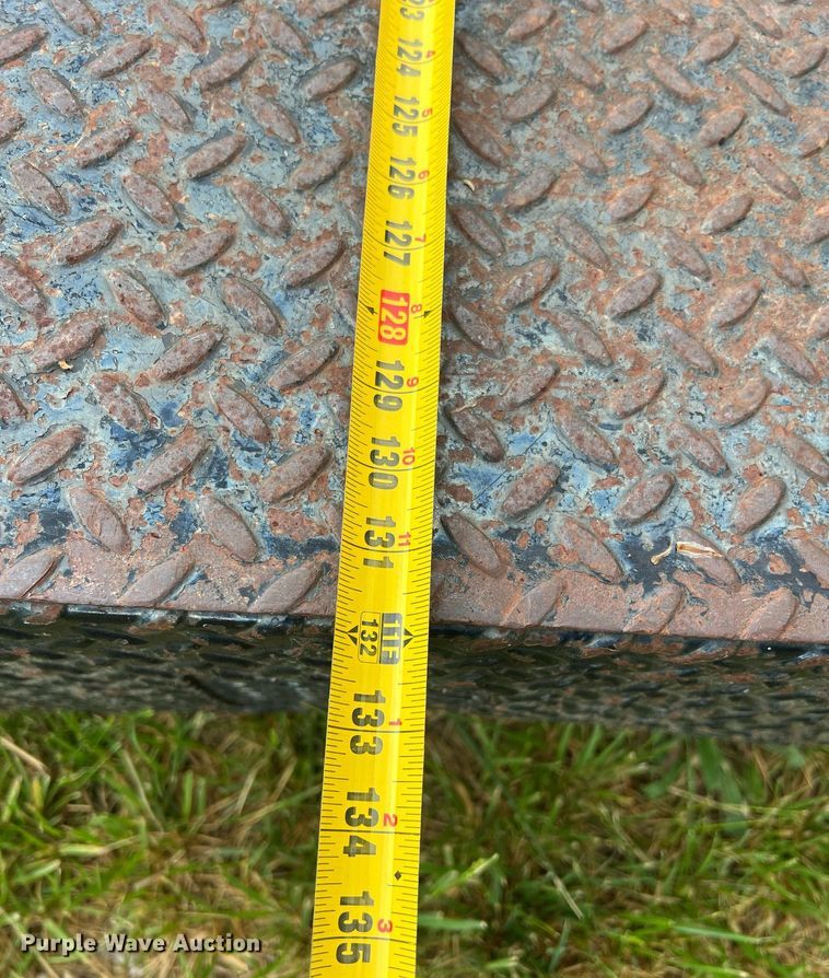 image for item LI9678 Flatbed